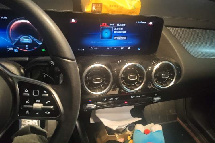 Used Mercedes-Benz GLA 2020 GLA 180 Audio And AC Panel