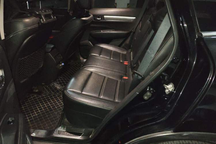 Used Renault Koleos 2017 2.0L Two-Wheel-Drive Leading Edition
