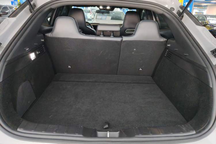 Used CHANGAN UNI-T 2023 Second-Generation 1.5T Prestige Model
