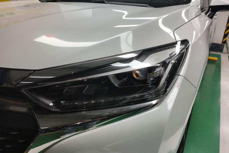 Used BAIC Beijing U7 2019 1.5T CVT New Smart Version China VI Emission Standard
