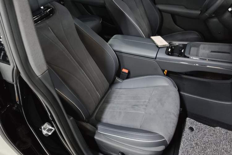 Used VOYAH COURAGE 2024 Four-Wheel Drive Global Edition