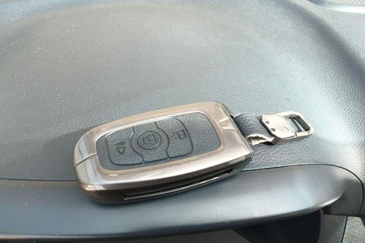 Used Haval H6 2015 Revised Version Sport Edition 1.5T Manual Transmission Two-Wheel Drive Elite Grade
