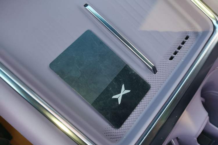 Used XPeng P7 2025 Model—750 All-Wheel-Drive High-Performance Ultra