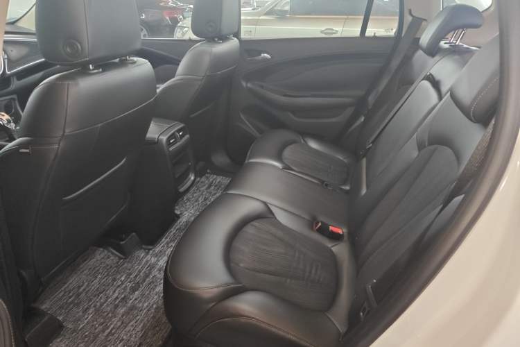 Used Buick Envision 2017 20T Two-Wheel Drive Leading Version Left Rear Seat