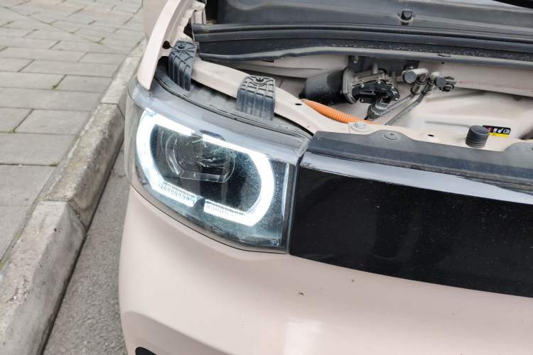 Used Wuling Hongguang MINIEV 2021 Macaron Fashion Model Lithium Iron Phosphate