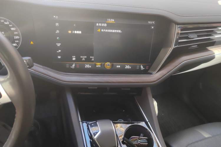 Used Volkswagen Touareg 2019 3.0 TSI RuiFeng Edition China V Standard Audio And AC Panel