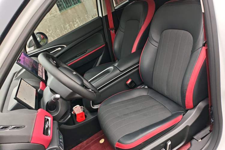 Used ORA Good Cat GT 2025 Model, Mulan Edition, 430km Luxury Version
