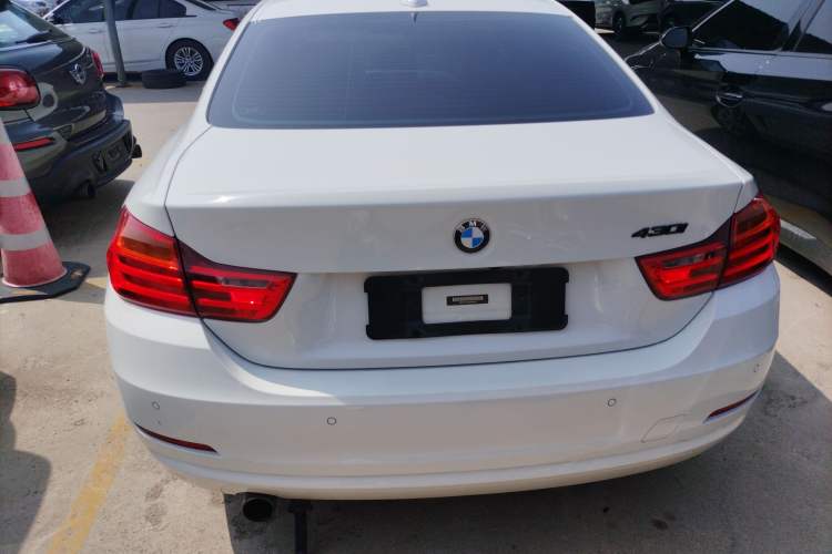 Used BMW 4 Series 2014 420i Fashion Model

