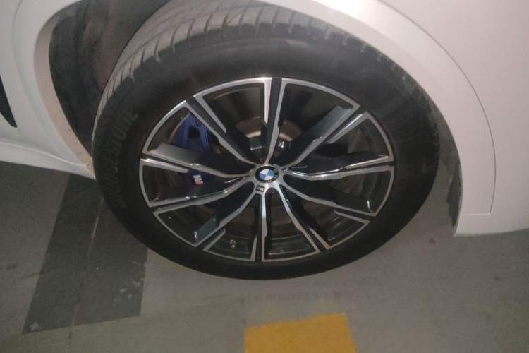 Used BMW X5 2020 xDrive40i 3.0T Standard Edition Middle East Right Front Wheel Hub