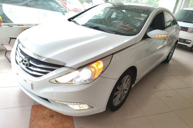 Used Hyundai Sonata 2014 2.4L Automatic Leading Edition China IV Standard