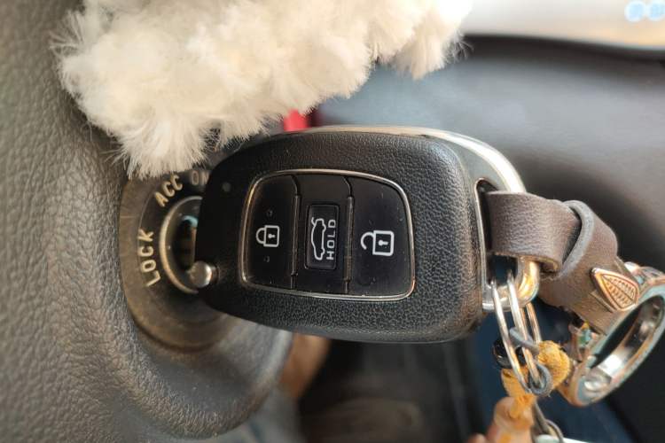 Used Hyundai Elantra (6th Generation / Lingdong) 2016 1.6L Automatic ZhiXuan – Elite Version
