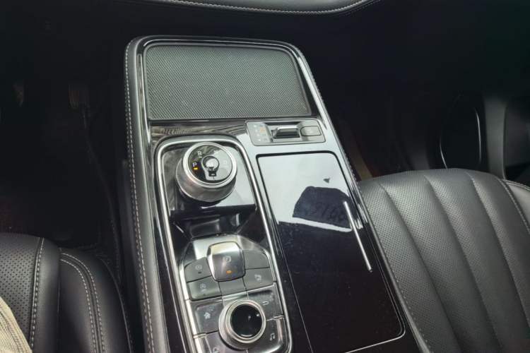 Used Ford Equator 2023 EcoBoost 225 Platinum Edition 7-Seater (2/2/3)
