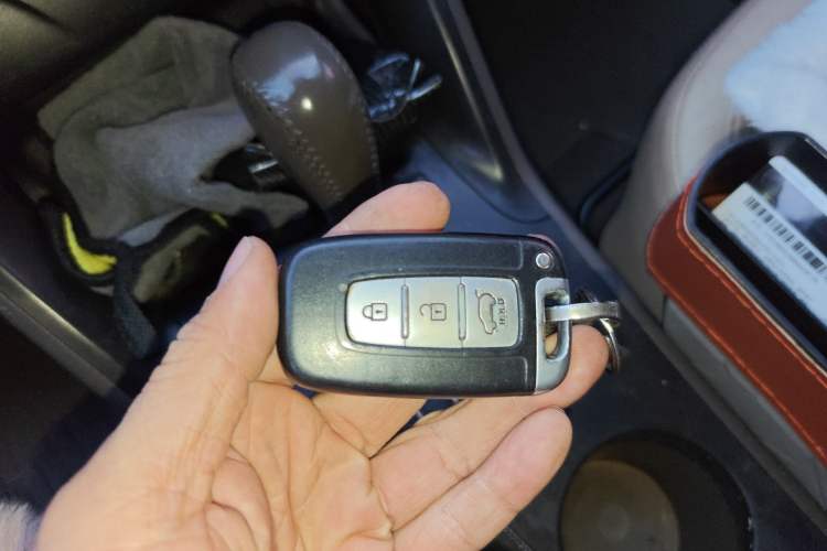 Used Hyundai ix35 2010 2.0L Automatic Two-Wheel Drive Elite Edition GLS
