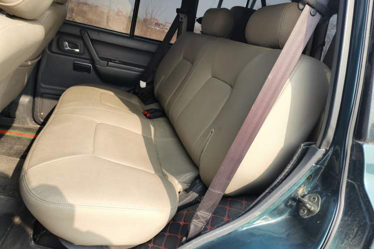 Used Leopaard Heijingang 2013 2.2L Manual Two-Wheel Drive Standard Version
