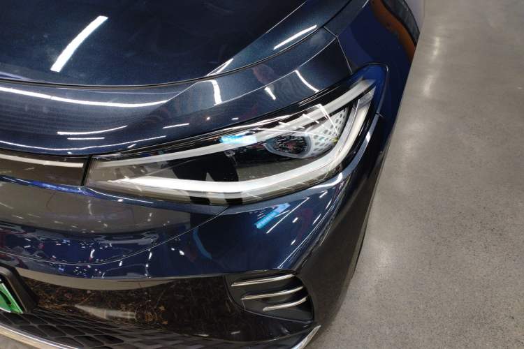 Used Volkswagen ID.4 CROZZ 2021 Long-Range Lite PRO Two-Wheel Drive Version
