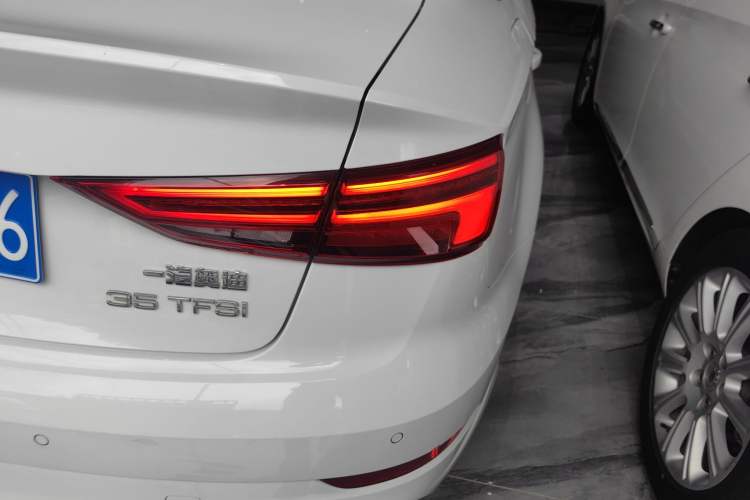 Used Audi A3 2020 Limousine 35 TFSI Fashion Edition China VI Emission Standard Right Rear Taillight