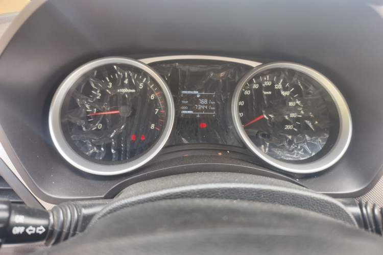 Used Wuling Hongguang 2018 1.5L S Comfort Model L2B Instrument Cluster