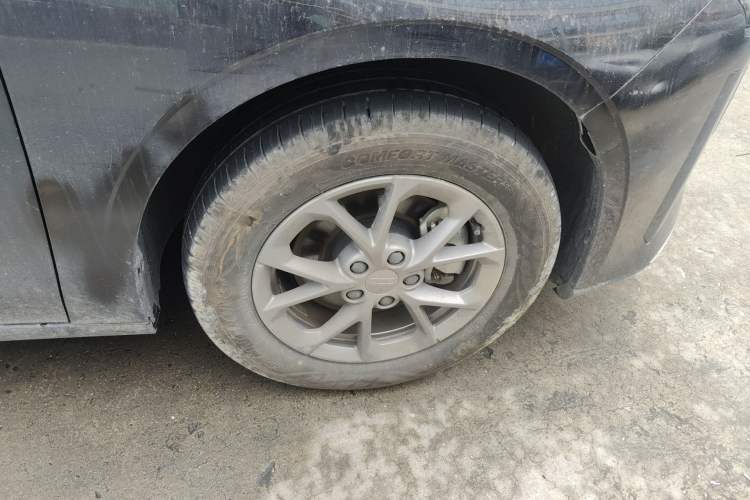 Used Geely Galaxy L6 2025 EM-i 60km Launch Edition Right Front Wheel Hub