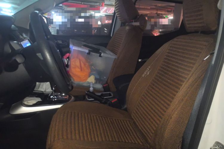 Used Nissan Navara 2017 2.5L Automatic 2WD Luxury Edition QR25