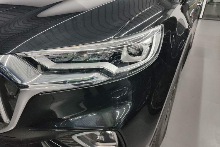 Used Hongqi HS5 2022 Revised Version 2.0T Smart Connect Flagship Edition Left Front Headlight