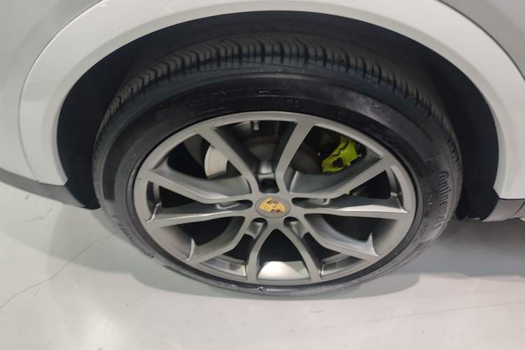 Used Porsche Cayenne E-Hybrid 2023 Cayenne E-Hybrid 2.0T
