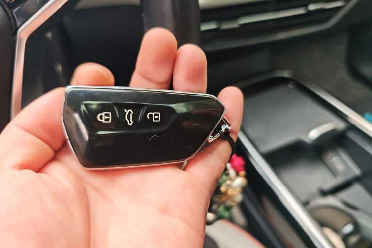 Used Volkswagen ID.6 CROZZ 2021 High-Performance PRIME Edition Vehicle Key