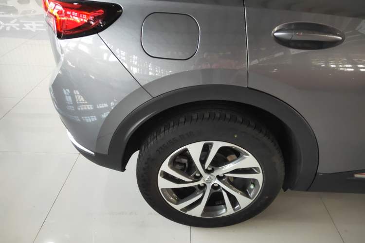 Used Buick Envision 2020 Encore S 652T Four-Wheel Drive Luxury Model