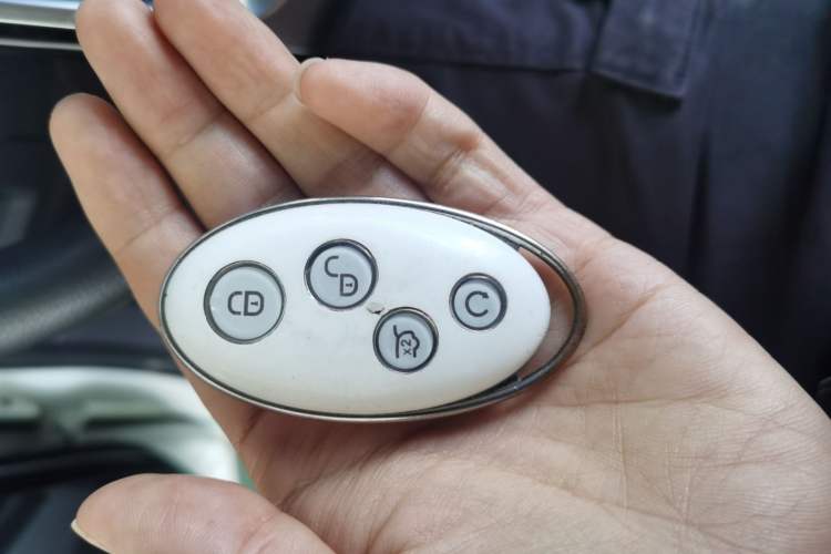 Used BYD Song MAX 2017 1.5T Manual Smart Connect Luxury 7-Seater