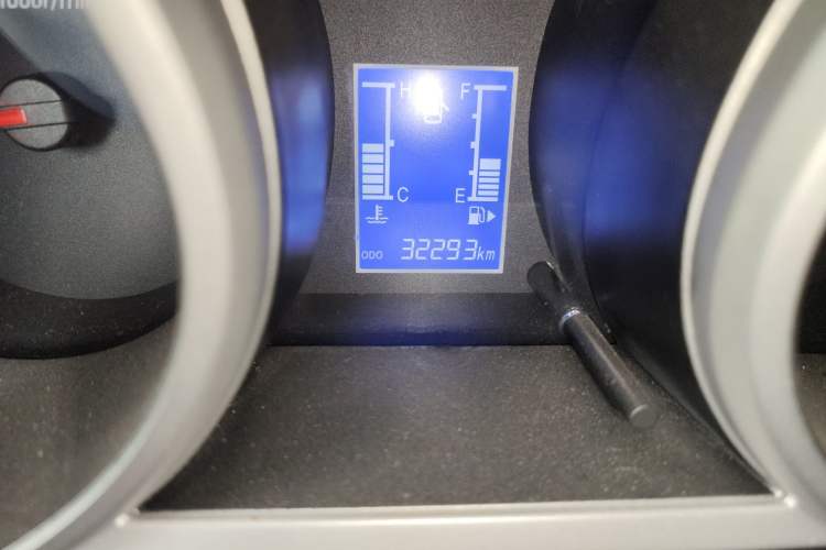 Used CHANGAN KAICHENG Ounuo S 2014 1.5L Base Version Odometer Close Up