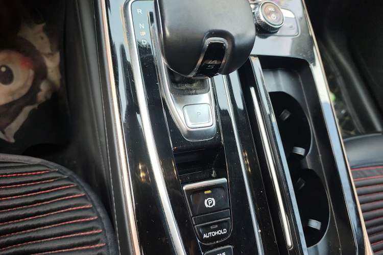 Used GAC Group Toyota iA5 2019 Luxury Edition Gear Lever