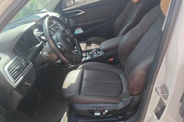 Used BMW 1 Series 2021 120i M Sport Night Edition Left Front Seat