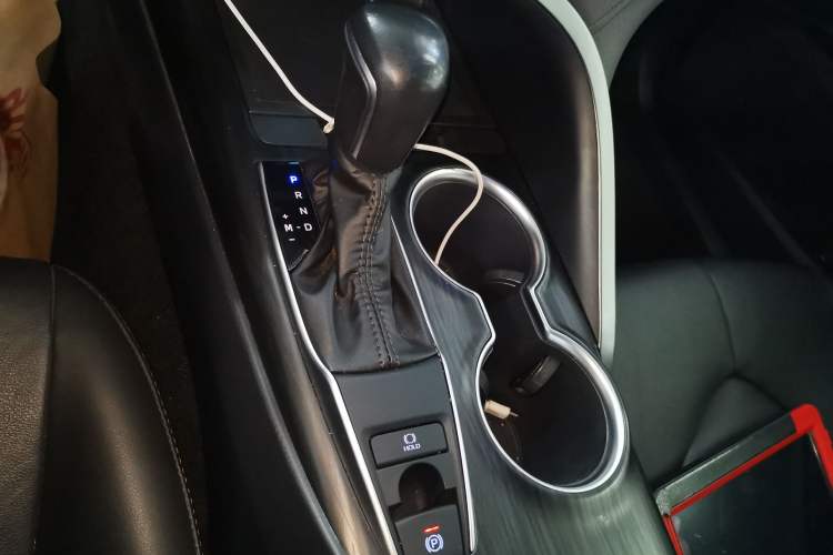 Used Toyota Camry 2021 2.0G Luxury Edition