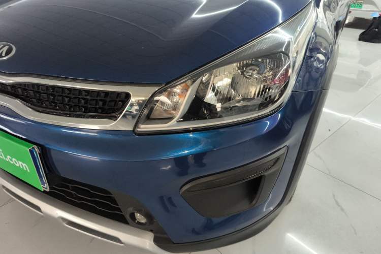 Used Kia KX Cross 2017 1.4L AT GLS
