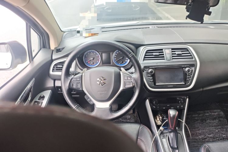 Used Suzuki S-Cross 2015 1.4T Automatic Two-Wheel Drive Prestige Model
