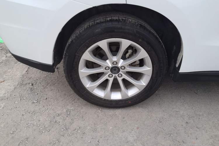 Used Haval H2 2017 Red-Label 1.5T Manual Two-Wheel Drive Luxury Model