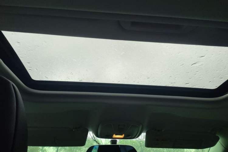 Used Peugeot 308 2016 1.6L Automatic Luxury Edition Headliner