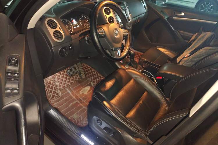 Used Volkswagen Tiguan L 2016 300TSI Automatic Two-Wheel Drive Luxury Edition