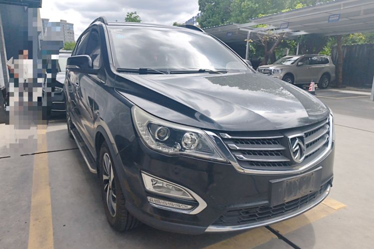 Used Baojun 560 2016 1.8L Manual Luxury Edition