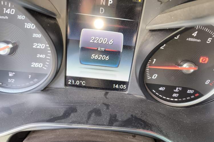 Used Mercedes-Benz GLC 2019 Facelift GLC 260 L 4MATIC Luxury Model
