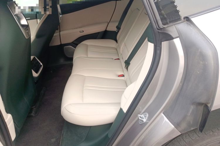 Used Xiaomi Auto YU7 2025 Ultra-Long Range All-Wheel Drive Pro Version
