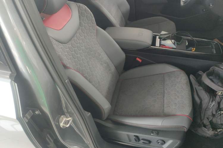 Used Volkswagen ID.4 X 2022 Smart Enjoyment Long-Range Edition