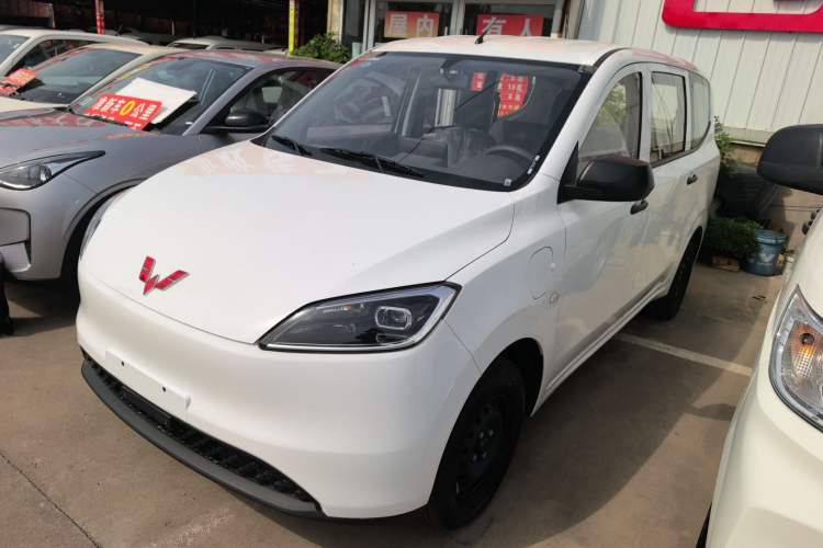 Used Wuling Hongguang New Energy 2024 All-Electric Model 300KM Standard Version