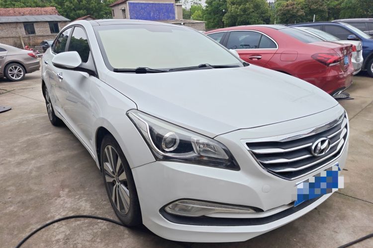 Used Hyundai Mistra 2016 1.8L Automatic Smart GLS Front Right 45 Deg