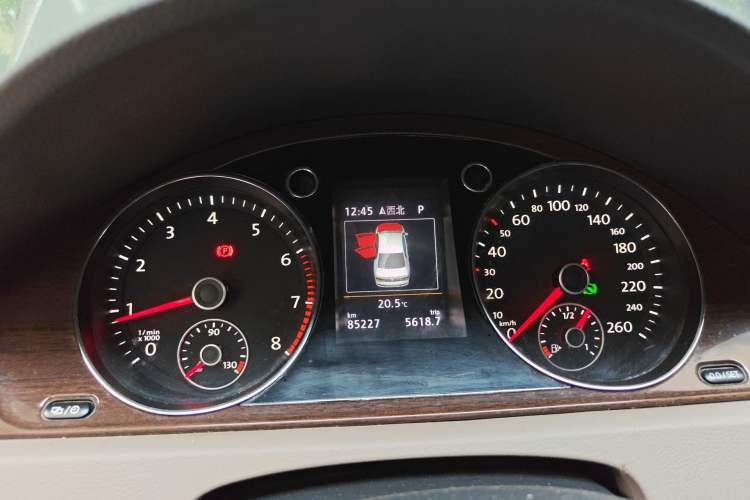 Used Volkswagen Magotan 2013 1.8TSI Prestige Model
