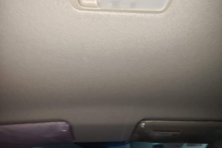 Used Nissan Livina 2013 Jingrui 1.6XL Manual Comfort Edition Headliner