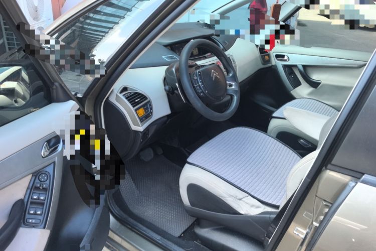 Used Citroen C4 Picasso 2009 Grand 2.0L Comfort Model
