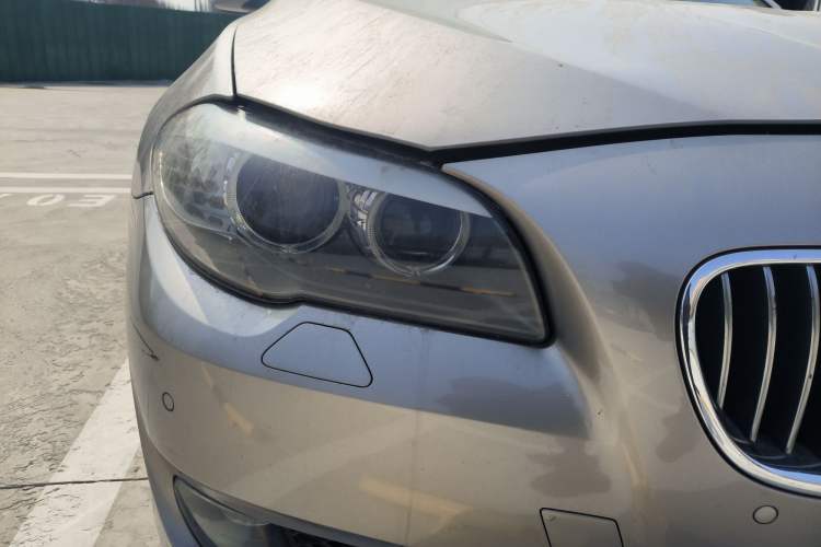 Used BMW 5 Series 2013 525Li Luxury Model
