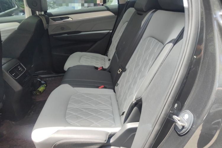 Used Volkswagen Tavendor 2024 380TSI All-Wheel Drive R-Line Cruise Edition