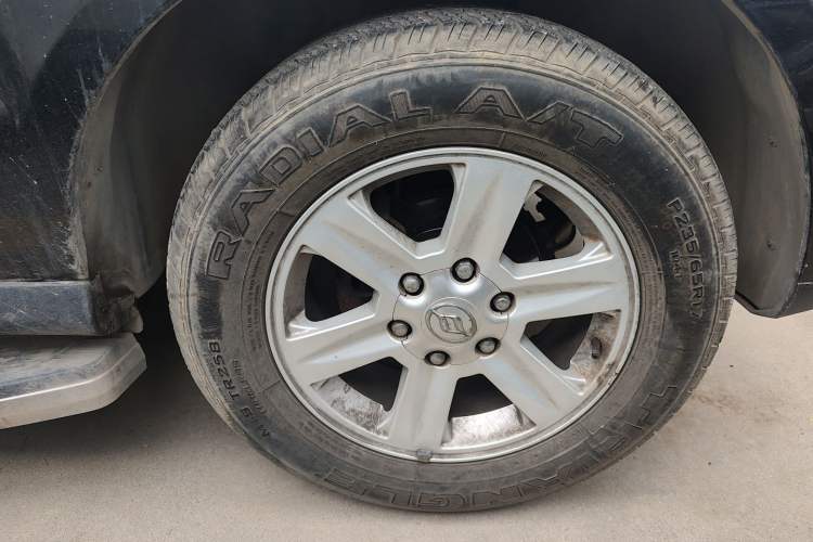 Used Huanghai Qisheng F1 2012 2.0L Two-Wheel Drive Supreme Edition
