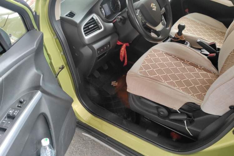 Used Suzuki S-Cross 2014 1.6L Manual Two-Wheel Drive Elite Model Driver Seat